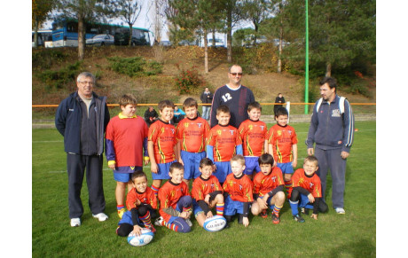 EQUIPE MOINS DE 9 PIRANHAS AGF SCA USPL 2012/2013