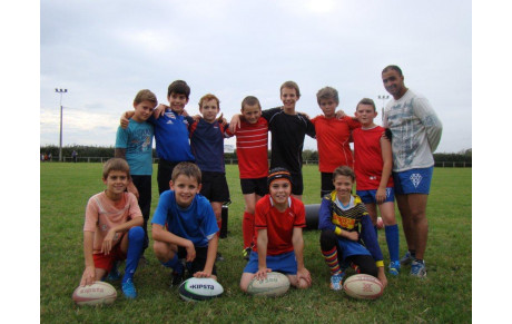 EQUIPE BENJAMINS PIRHANAS 2014/2015